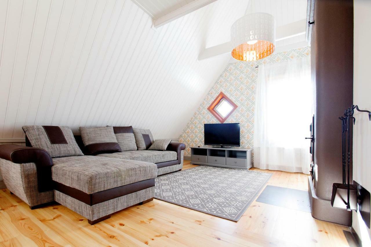 Osel Apartment Kuressaare Exterior foto